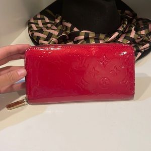Louis Vuitton Monogram Vernis Patent Leather Wallet